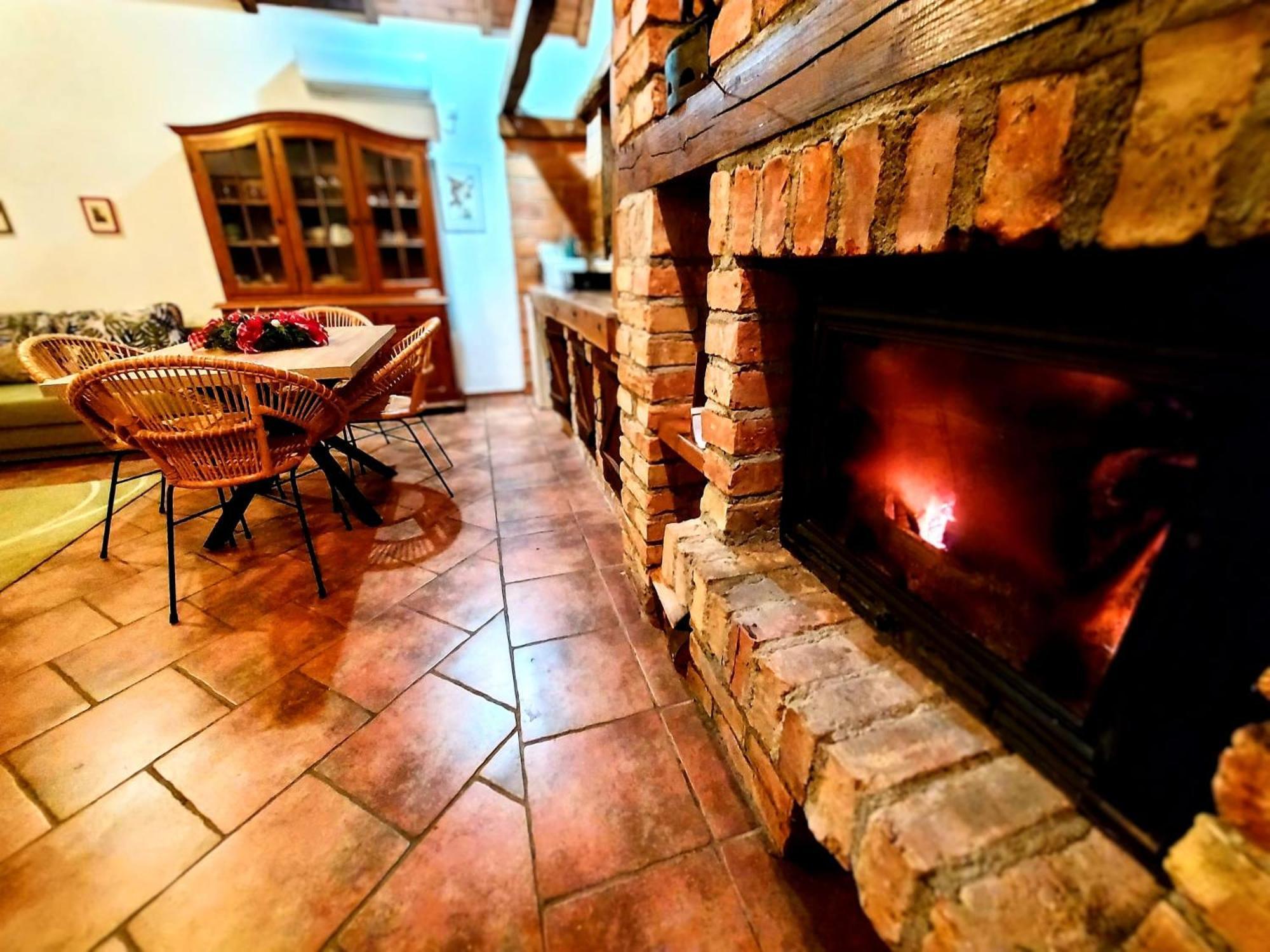 Studio Apartman Buteo Jastrebarsko Zewnętrze zdjęcie